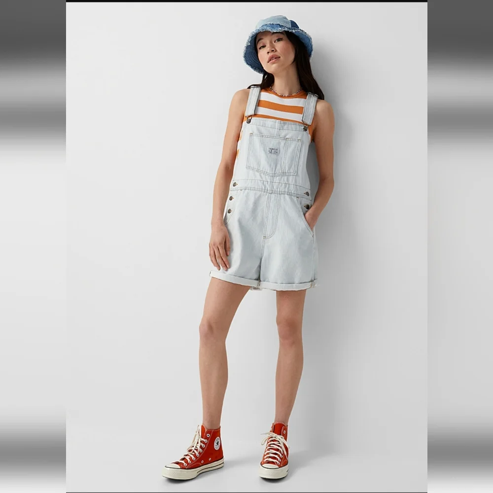 NWT Levi's * Denim Shortalls Overalls Bib Blue Striped - Picture 6 of 10